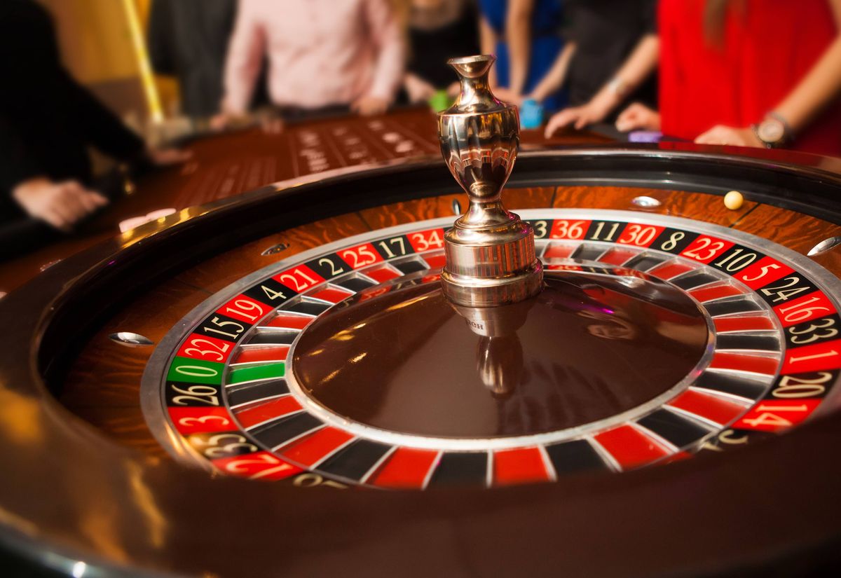 LuckyRush کیسینو میں پوکر گیمز